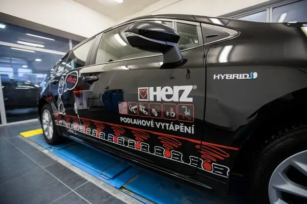 Herz fleet – přecházíme na hybridní auta