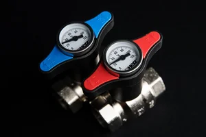 Kulový kohout HERZCULES připojení F/F ovládání motýl teploměr