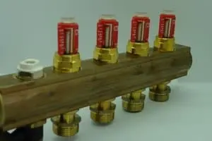 Sada mosazného rozdělovače pro podlahové vytápění DN25