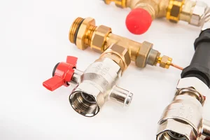 Dynamické regulační sety pro rozdělovače nerez a mosaz - spodní připojení s adaptérem pro měřič tepla s VS-TS ventilem - DN20