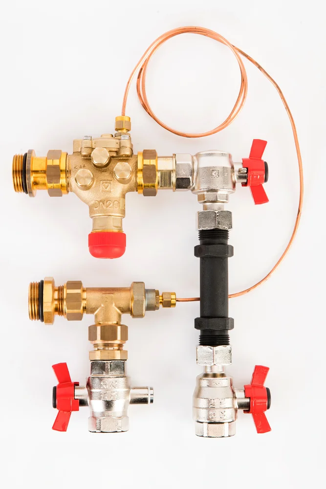 Dynamické regulační sety pro rozdělovače nerez a mosaz - spodní připojení s adaptérem pro měřič tepla s VS-TS ventilem - DN20