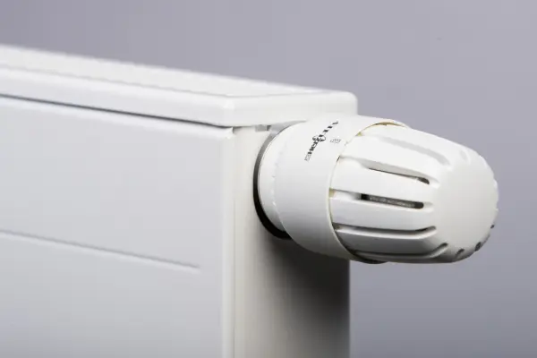 HERZCULES M30 odolná termostatická hlavice pro veřejné prostory