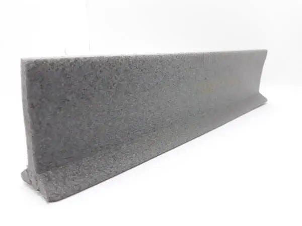 Dilatační T-profil se samolepící vrstvou